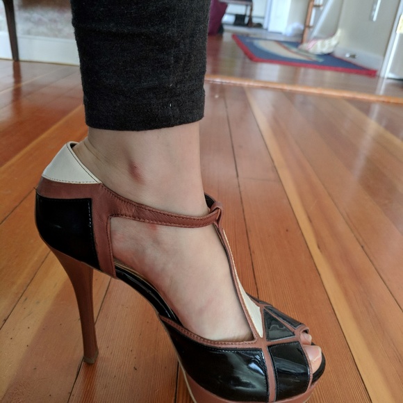 Jessica Simpson Platform Heels - Picture 4 of 7